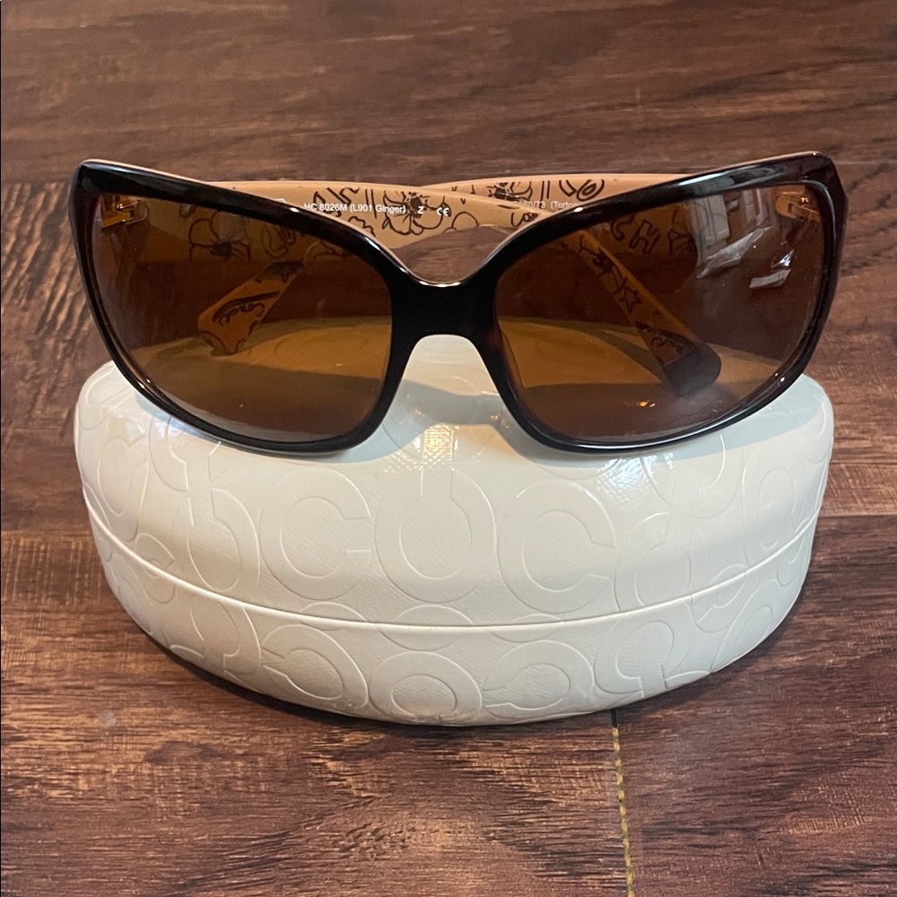 Coach Black and Brown Sunglasses with White Case